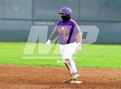 Thumbnail 2 in Firebaugh vs. Lynwood photogallery.