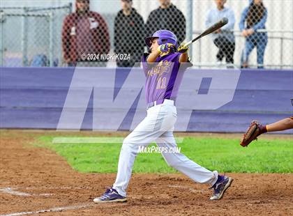 Thumbnail 1 in Firebaugh vs. Lynwood photogallery.