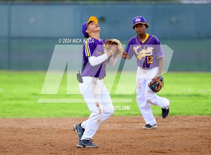 Thumbnail 1 in Firebaugh vs. Lynwood photogallery.