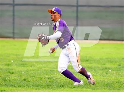 Thumbnail 1 in Firebaugh vs. Lynwood photogallery.
