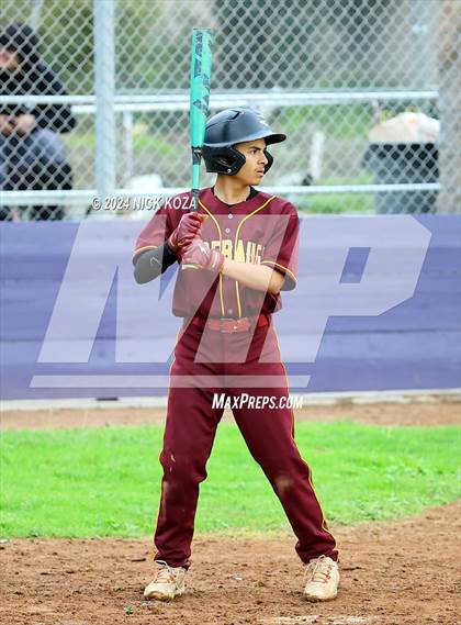 Thumbnail 3 in Firebaugh vs. Lynwood photogallery.