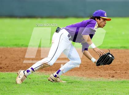 Thumbnail 2 in Firebaugh vs. Lynwood photogallery.