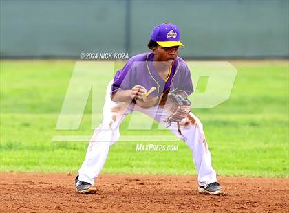 Thumbnail 1 in Firebaugh vs. Lynwood photogallery.