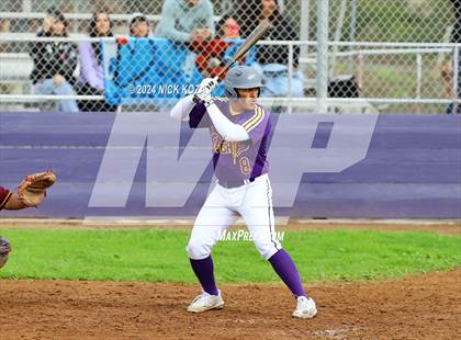 Thumbnail 3 in Firebaugh vs. Lynwood photogallery.