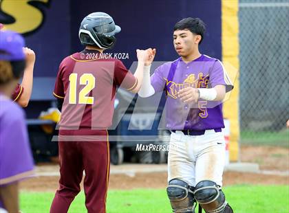 Thumbnail 1 in Firebaugh vs. Lynwood photogallery.