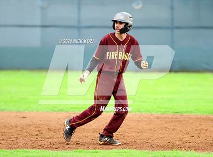 Thumbnail 1 in Firebaugh vs. Lynwood photogallery.