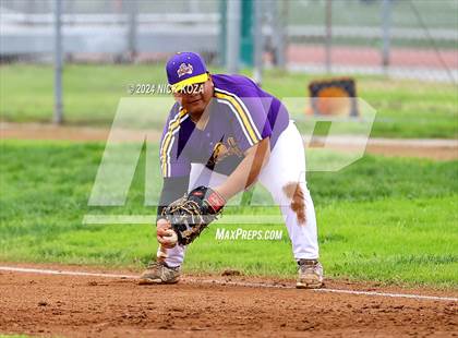 Thumbnail 2 in Firebaugh vs. Lynwood photogallery.