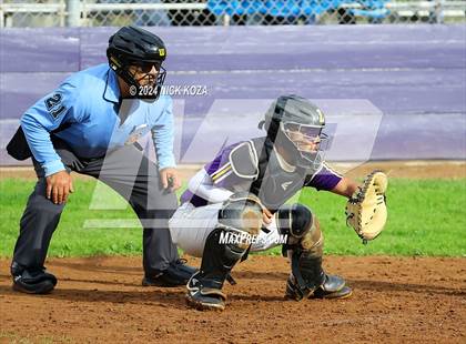 Thumbnail 3 in Firebaugh vs. Lynwood photogallery.