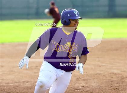Thumbnail 2 in Firebaugh vs. Lynwood photogallery.