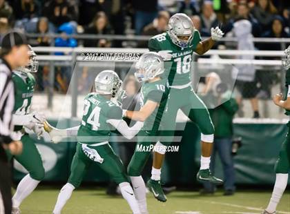 Thumbnail 3 in De La Salle vs. Clayton Valley Charter (CIF NCS Open Semifinal) photogallery.