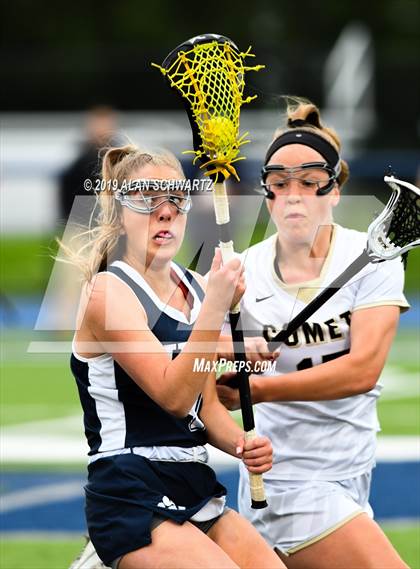 Thumbnail 3 in Pittsford vs. Rush-Henrietta (Section 5 Class A Final) photogallery.