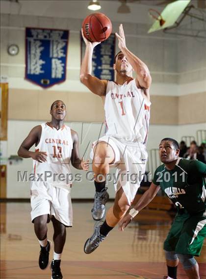 Thumbnail 3 in Central vs Granada Hills  photogallery.