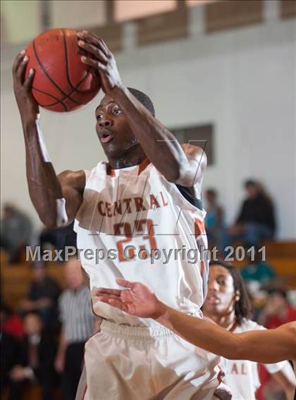 Thumbnail 1 in Central vs Granada Hills  photogallery.