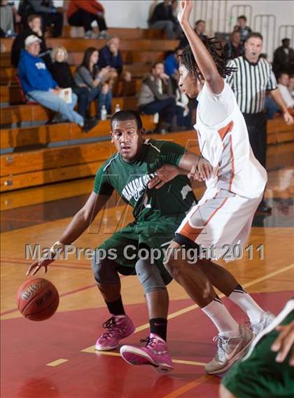 Thumbnail 3 in Central vs Granada Hills  photogallery.