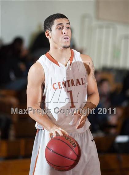 Thumbnail 1 in Central vs Granada Hills  photogallery.