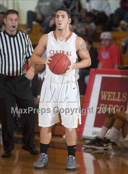 Thumbnail 2 in Central vs Granada Hills  photogallery.