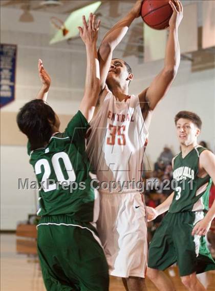 Thumbnail 2 in Central vs Granada Hills  photogallery.
