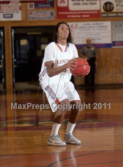 Thumbnail 3 in Central vs Granada Hills  photogallery.