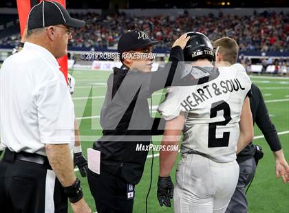 Thumbnail 2 in Pleasant Grove vs. Wimberley (UIL 4A Final) photogallery.