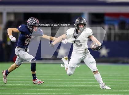 Thumbnail 3 in Pleasant Grove vs. Wimberley (UIL 4A Final) photogallery.