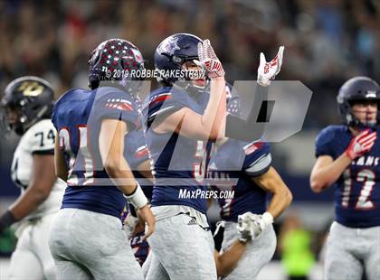 Thumbnail 1 in Pleasant Grove vs. Wimberley (UIL 4A Final) photogallery.