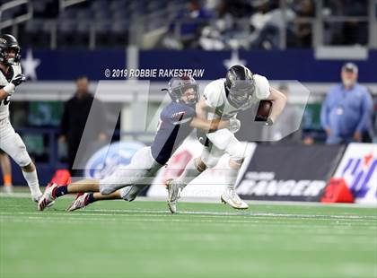 Thumbnail 1 in Pleasant Grove vs. Wimberley (UIL 4A Final) photogallery.
