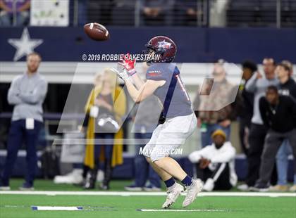 Thumbnail 3 in Pleasant Grove vs. Wimberley (UIL 4A Final) photogallery.