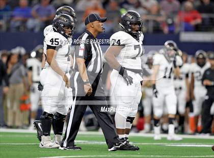 Thumbnail 1 in Pleasant Grove vs. Wimberley (UIL 4A Final) photogallery.