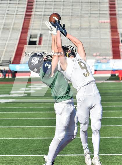 Thumbnail 1 in Pulaski Academy vs. Little Rock Christian Academy (AAA 5A State Final) photogallery.