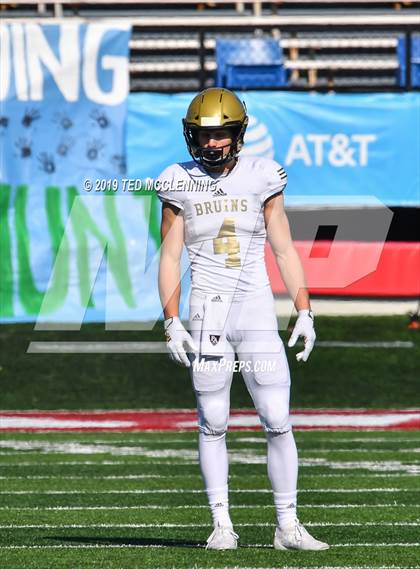 Thumbnail 3 in Pulaski Academy vs. Little Rock Christian Academy (AAA 5A State Final) photogallery.