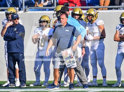 Thumbnail 1 in Pulaski Academy vs. Little Rock Christian Academy (AAA 5A State Final) photogallery.
