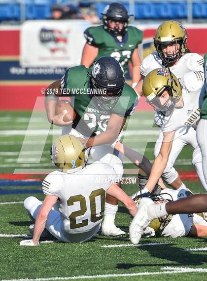 Thumbnail 2 in Pulaski Academy vs. Little Rock Christian Academy (AAA 5A State Final) photogallery.