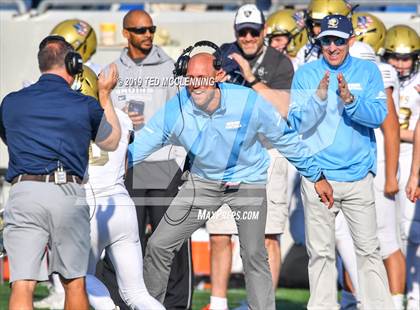 Thumbnail 3 in Pulaski Academy vs. Little Rock Christian Academy (AAA 5A State Final) photogallery.