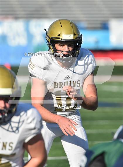 Thumbnail 3 in Pulaski Academy vs. Little Rock Christian Academy (AAA 5A State Final) photogallery.
