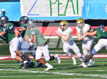 Thumbnail 3 in Pulaski Academy vs. Little Rock Christian Academy (AAA 5A State Final) photogallery.
