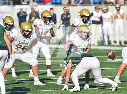Thumbnail 2 in Pulaski Academy vs. Little Rock Christian Academy (AAA 5A State Final) photogallery.