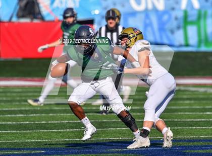 Thumbnail 1 in Pulaski Academy vs. Little Rock Christian Academy (AAA 5A State Final) photogallery.