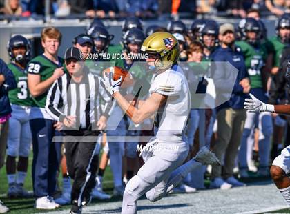 Thumbnail 2 in Pulaski Academy vs. Little Rock Christian Academy (AAA 5A State Final) photogallery.