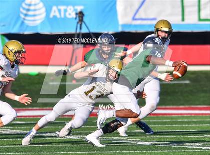 Thumbnail 1 in Pulaski Academy vs. Little Rock Christian Academy (AAA 5A State Final) photogallery.