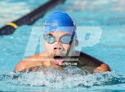 Thumbnail 2 in Husky Invitational photogallery.