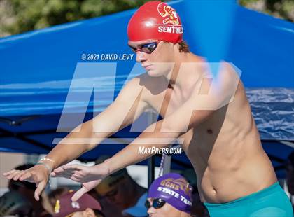 Thumbnail 2 in Husky Invitational photogallery.