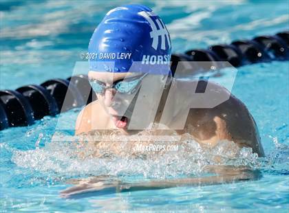 Thumbnail 3 in Husky Invitational photogallery.