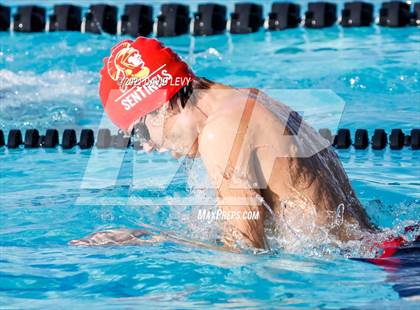 Thumbnail 3 in Husky Invitational photogallery.