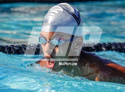 Thumbnail 1 in Husky Invitational photogallery.