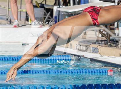 Thumbnail 1 in Husky Invitational photogallery.