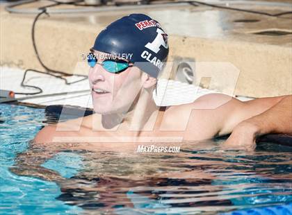 Thumbnail 3 in Husky Invitational photogallery.