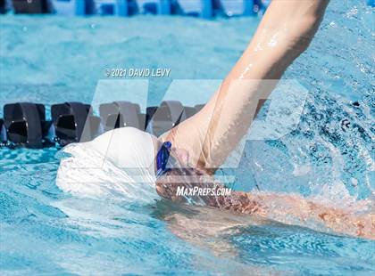 Thumbnail 2 in Husky Invitational photogallery.