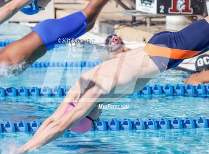 Thumbnail 2 in Husky Invitational photogallery.