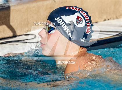 Thumbnail 3 in Husky Invitational photogallery.