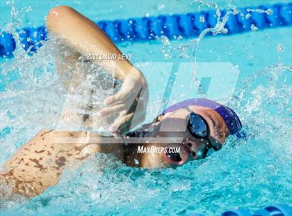 Thumbnail 3 in Husky Invitational photogallery.